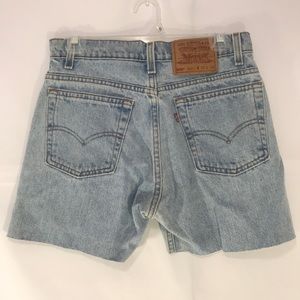 Levi Jean cut off shorts small
